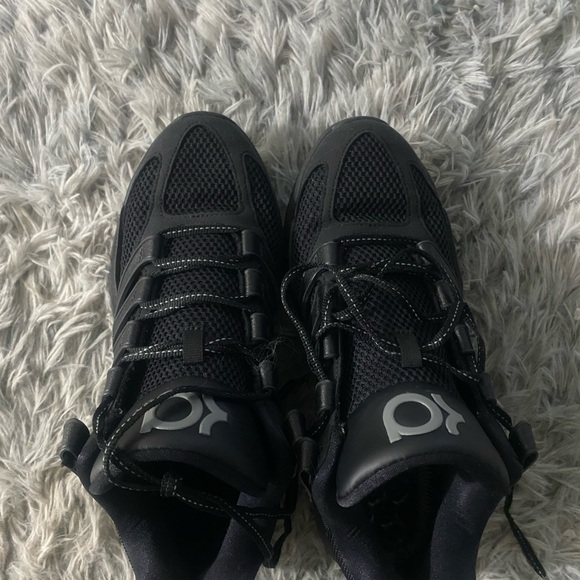 KD 18 ‘Triple Black’ - Picture 3 of 5